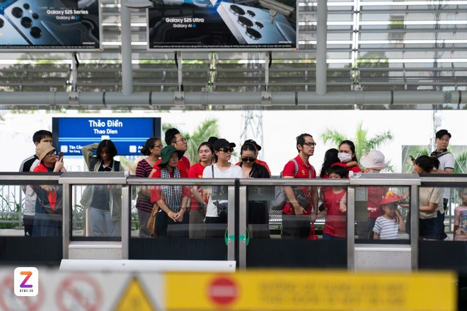 so duyet dai le 30/4 anh 23