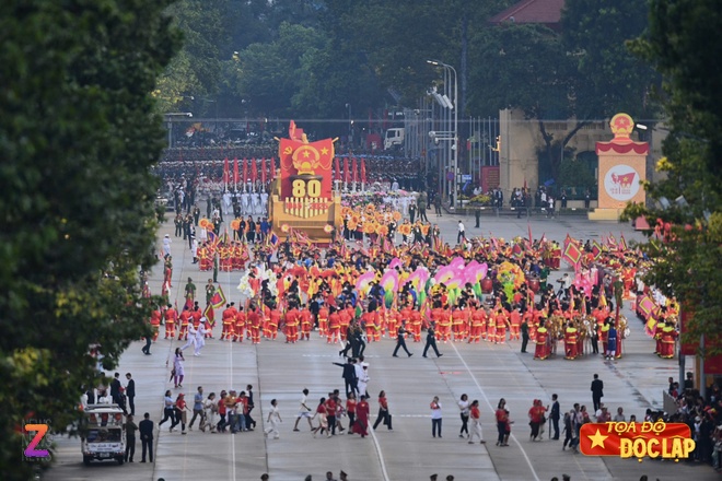 Tong duyet dieu binh A80 anh 43