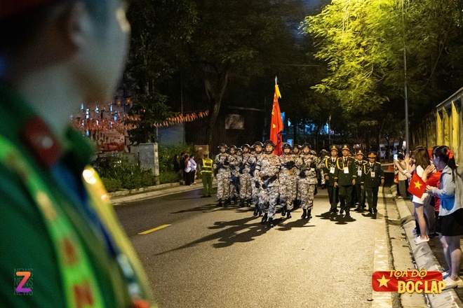 Tong duyet dieu binh A80 anh 25