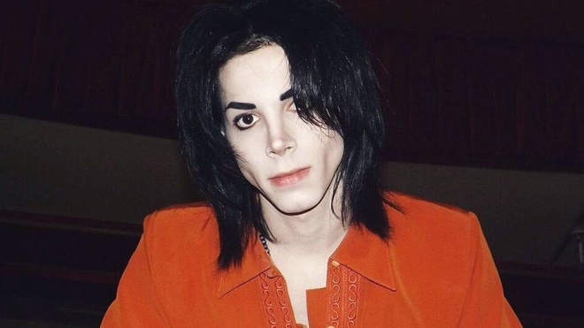 Michael Jackson lookalikes 4