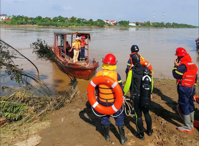 sap cau Phong Chau anh 2