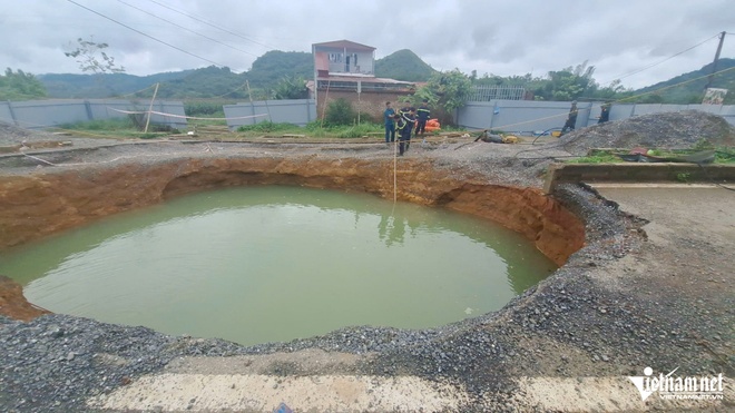 Ho tu than Bac Kan anh 4