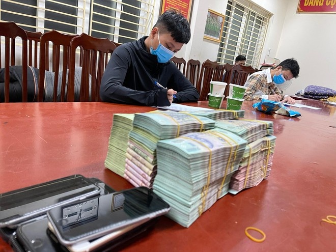 18 nghi pham trong duong day danh bac anh 1