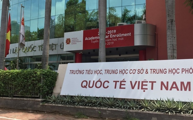 thay giao Viet Uc mac Covid-19 anh 1