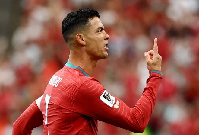 Kỷ lục vô tiền khoáng hậu của Ronaldo | Znews.vn