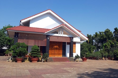 Biet phu 4 mat tien anh 1