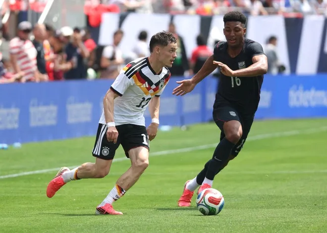 world cup,  luis diaz,  erliang haaland,  alexander isak anh 2