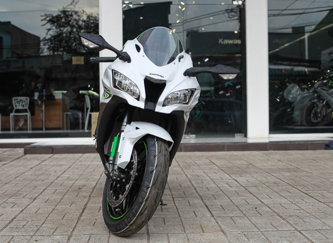 Kawasaki Ninja ZX 10R 2017 đầu tiên về Việt Nam - Xe máy