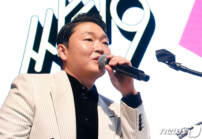 PSY brother 1