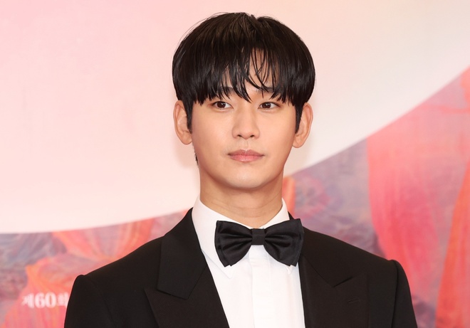 Cảnh sát điều tra vụ việc của Kim Soo Hyun và Kim Sae Ron