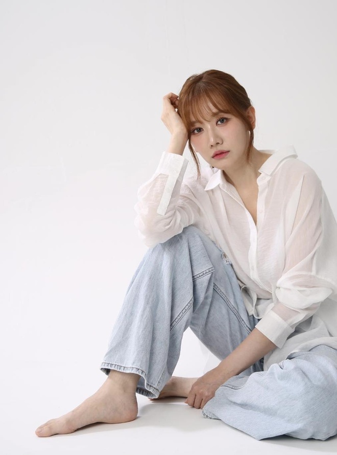 Hari Won nhap vien anh 1