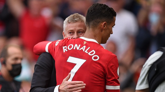 Manchester United
Ole Gunnar Solskjaer
Cristiano Ronaldo anh 1