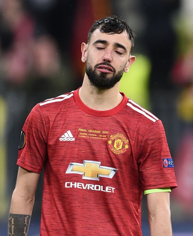 Bruno Fernandes khóc khi MU thua ở chung kết Europa League - Thể thao