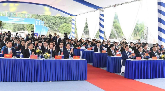 san bay long thanh anh 33