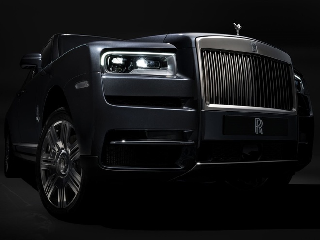 Giá xe Rolls-Royce Phantom VIII trên 50 tỷ đồng của đại gia Sài thành