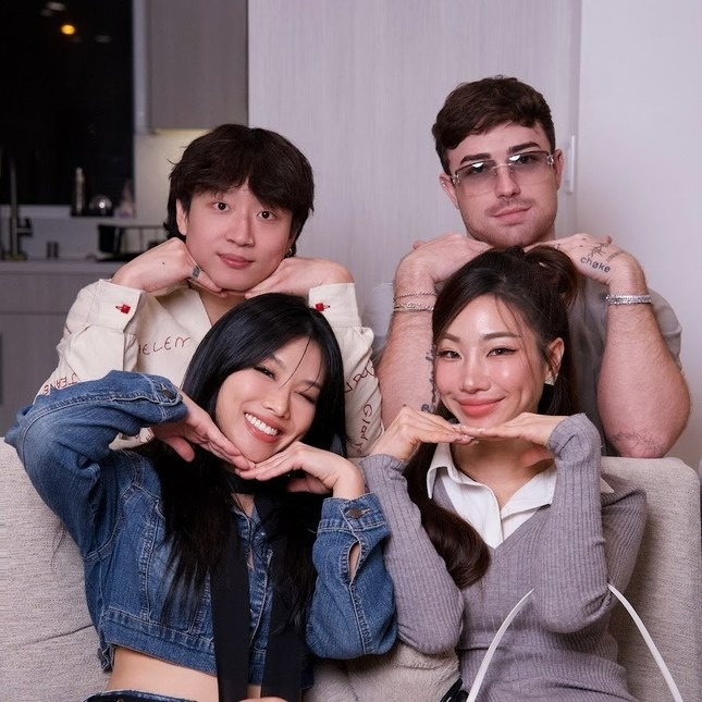 Jennie,  blackpink,  IU anh 1