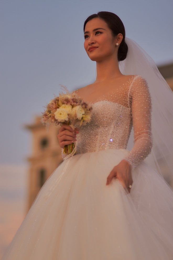 Váy cưới đơn giản - Điểm nhấn trong ngày trọng đại