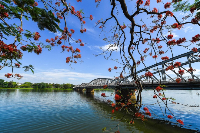 Vẻ đẹp dòng Hương Giang