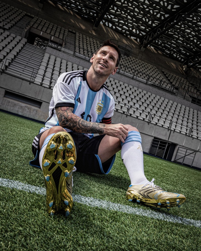 Những đôi giày đặc biệt của Messi ở World Cup - Thời trang Sao