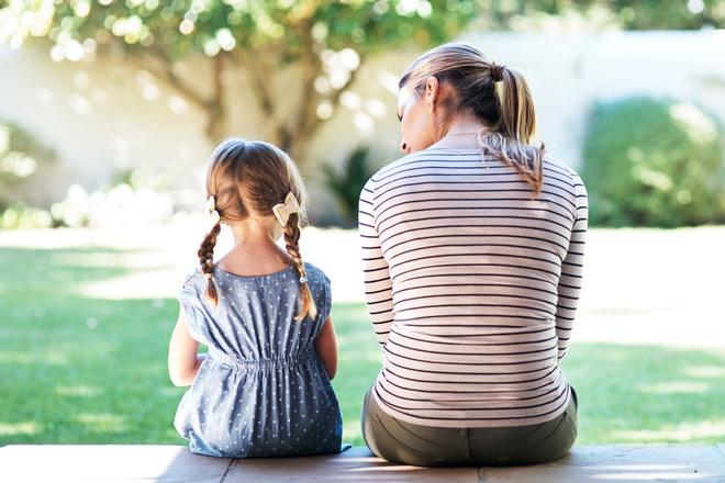 Cách hỗ trợ con rèn tư duy tự học từ nhỏ: 7 bí quyết cha mẹ nên áp dụng ngay