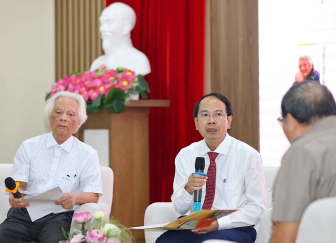 Bac Ho anh 3