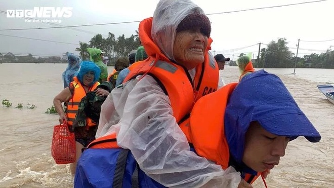 20 triệu tôm hùm ảnh 3 20 trieu tom hum anh 3