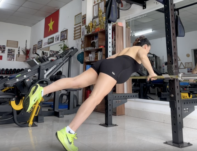 me bau tap gym anh 2