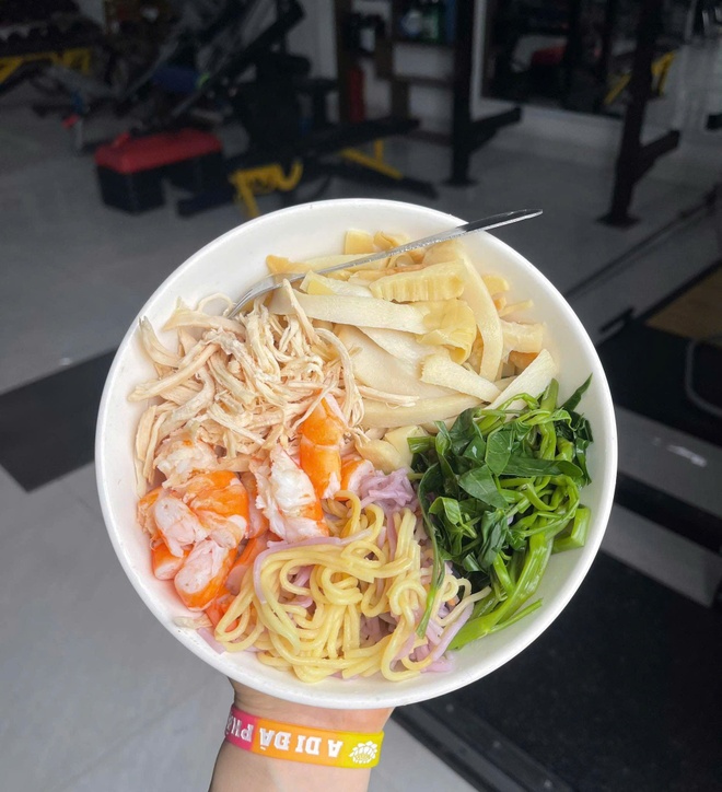 me bau tap gym anh 1