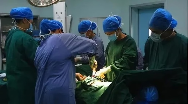 cuoi benh nhan ung thu anh 1