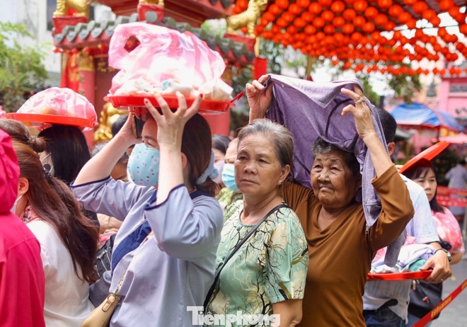 ram thang gieng anh 1