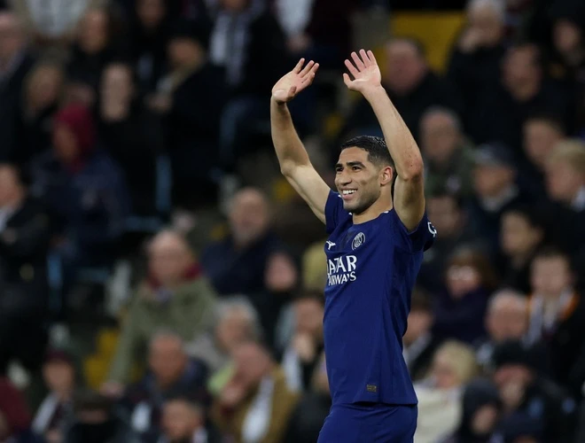 Aston Villa dau PSG anh 4