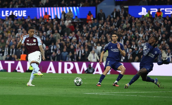 Aston Villa dau PSG anh 7
