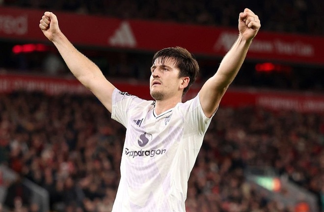 MU nên trao lại băng đội trưởng cho Maguire - Thể thao