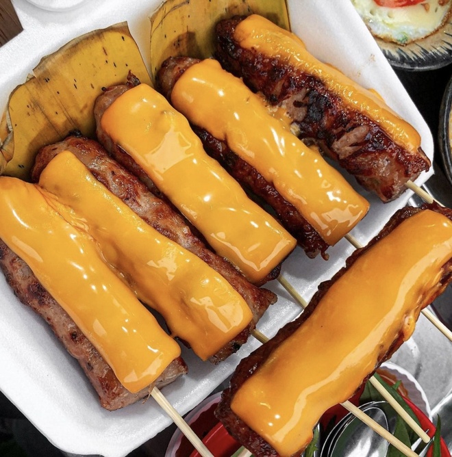 Nem nướng và loạt món ngon kết hợp phô mai ở TP.HCM - Món ngon