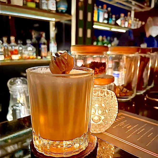 COCKTAIL BAR PHÚ NHUẬN MANG ĐẬM PHONG CÁCH CHÂU ÂU SANG TRỌNG