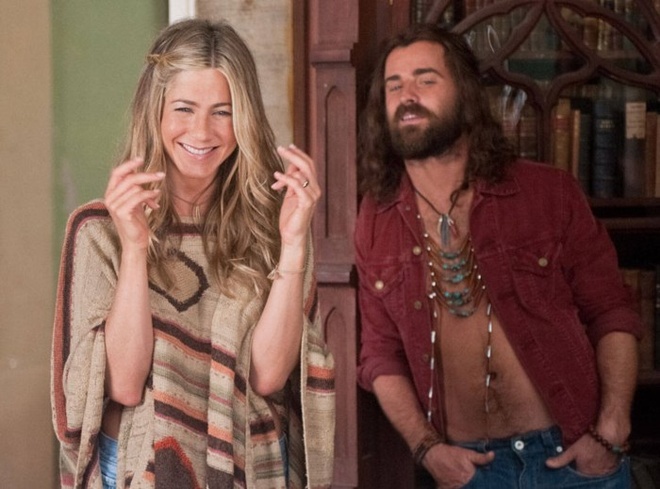 Jennifer Aniston va Justin Theroux ly hon anh 1