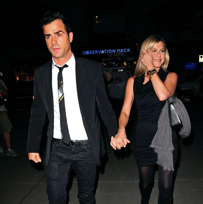 Jennifer Aniston va Justin Theroux ly hon anh 2