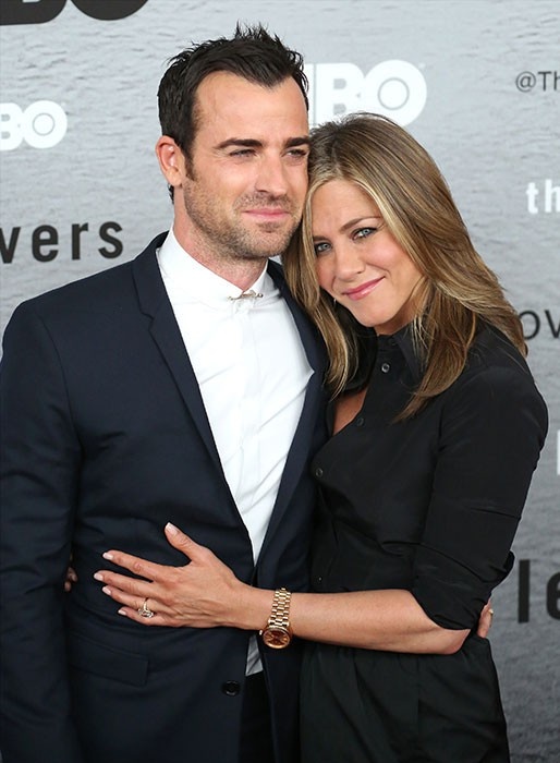 Jennifer Aniston va Justin Theroux ly hon anh 15