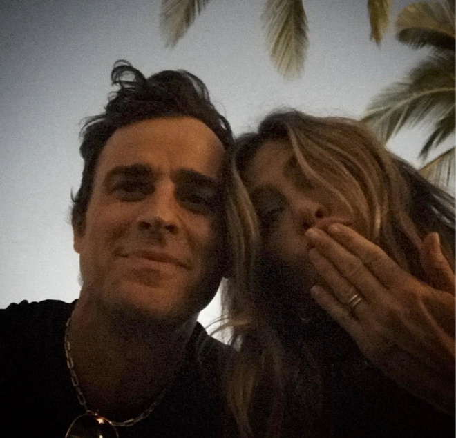 Jennifer Aniston va Justin Theroux ly hon anh 11