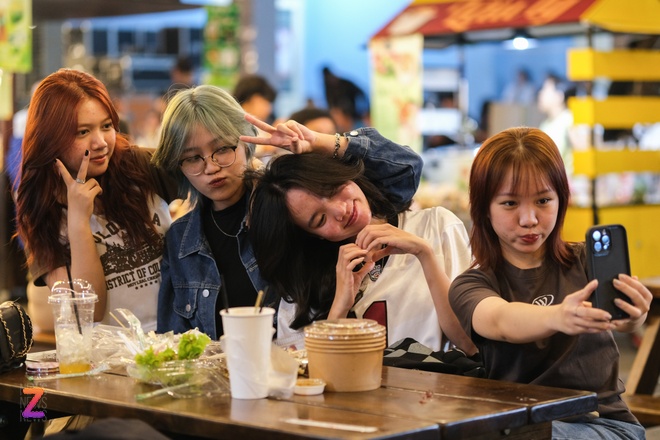 Bà Nguyễn Thị Thành, Chủ Quán Lunch Lady Ở TP HCM, Đột Ngột Qua Đời Tại Canada