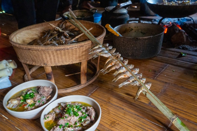 Dau an Truong Son anh 4