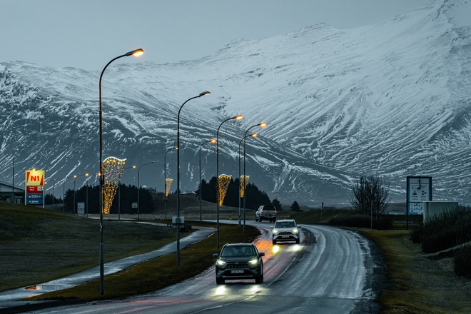 Tôi ngắm hoàng hôn đẹp siêu thực tại Iceland