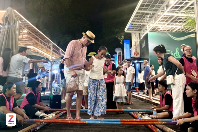 sách ảnh 1