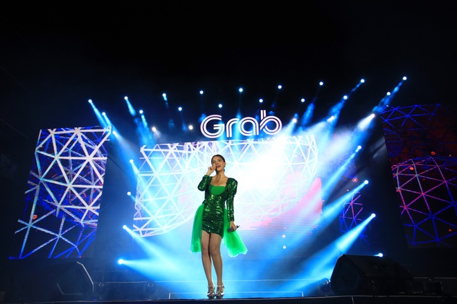 Grab to chuc dai nhac hoi anh 42