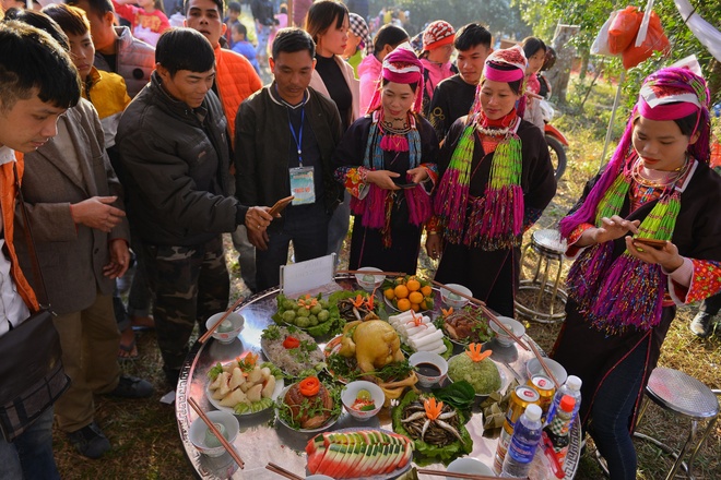 Hoi hoa so Binh Lieu anh 42