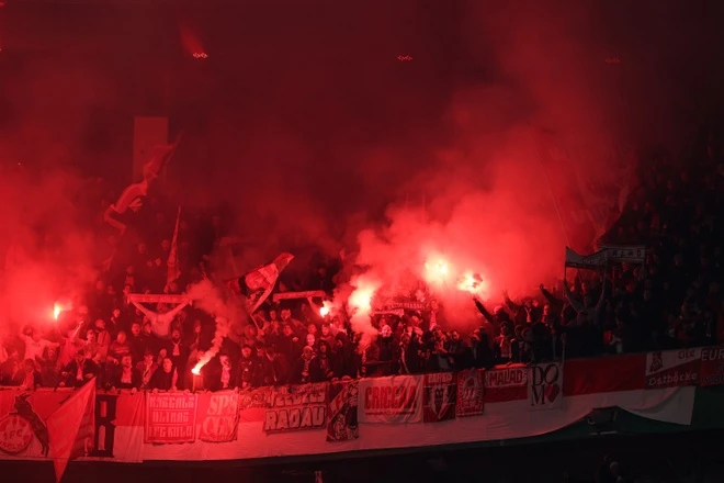 Leverkusen dau Cologne anh 3