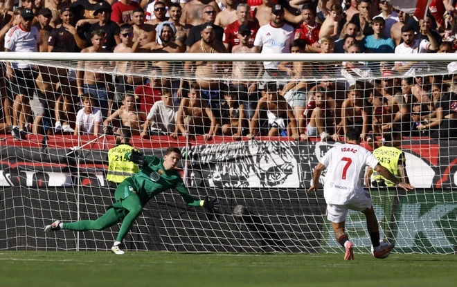 Barcelona dau Sevilla anh 1