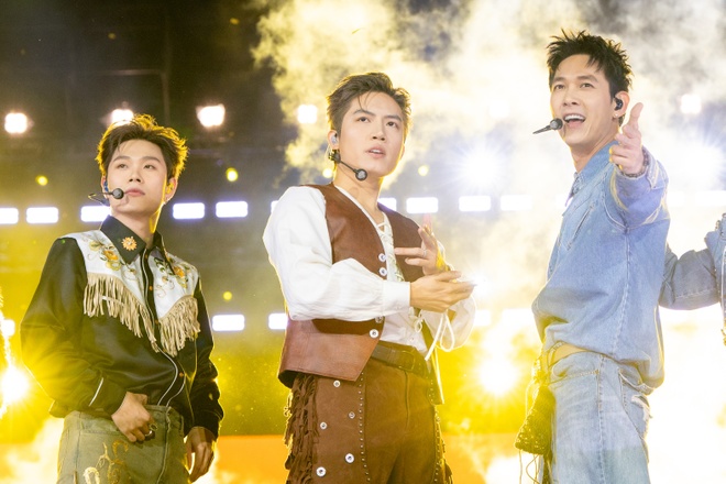 Anh trai, say hi, concert anh 1