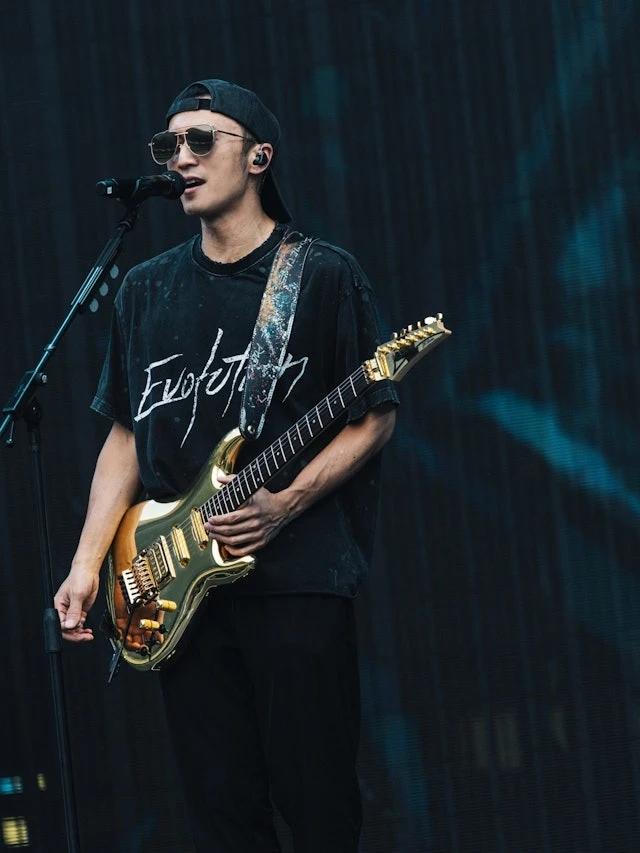 Tạ Đình Phong ảnh 3