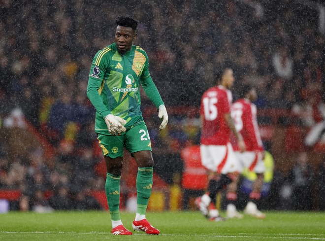 Tin chuyển nhượng mới nhất 1/3: Man Utd đón bom tấn thay Onana; Napoli đồng ý bán Osimhen cho MU